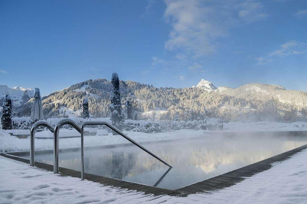 Hotel The Alpina Gstaad Esterno foto