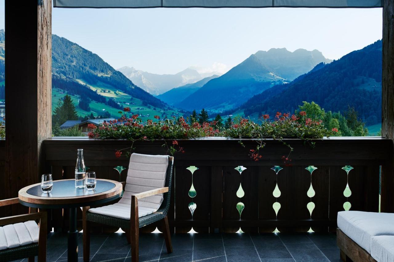 Hotel The Alpina Gstaad Esterno foto