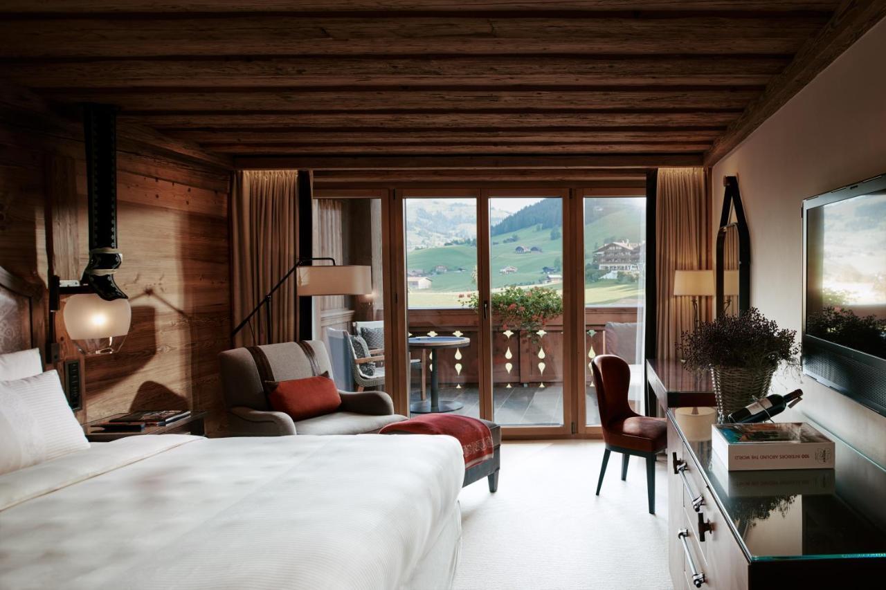 Hotel The Alpina Gstaad Esterno foto